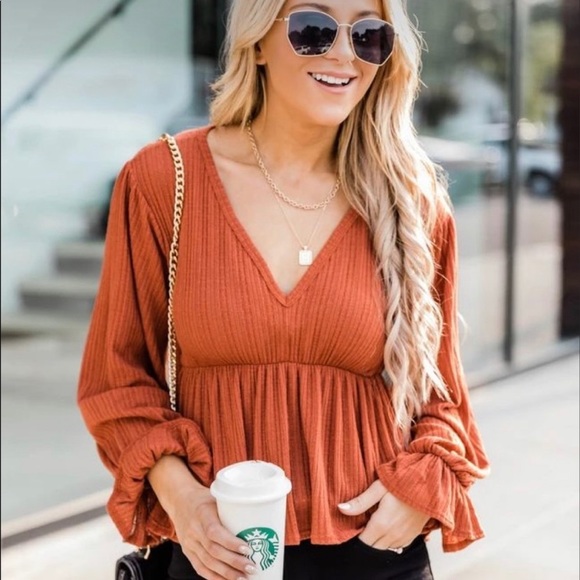 Blouse NWOT - Picture 1 of 4